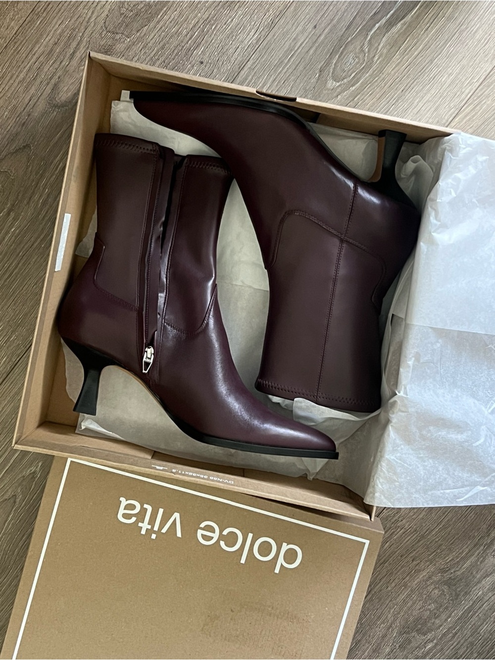 Dolce Vita Women's Wine Leather Pointed Ankle Boots
